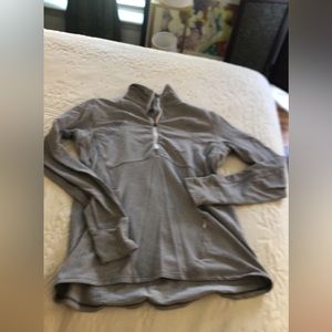 Lululemon size 12 zip up pull over herringbone pattern gray and white like new